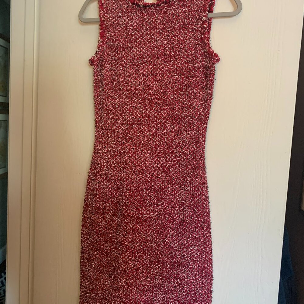 Sleeveless Red and White Bouclé Tweed Sheath Dress